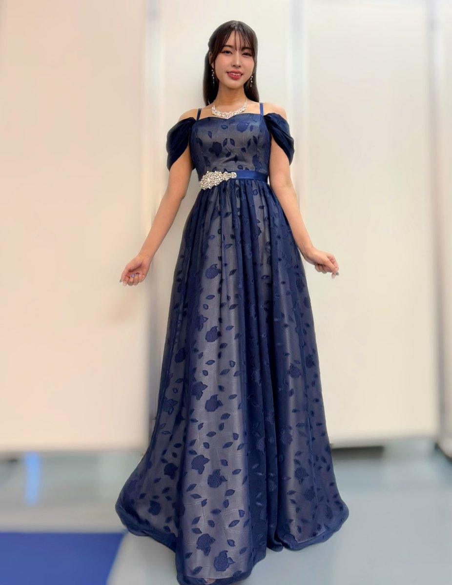 airayuuki's tweet image. 昼の部ご来場誠にありがとうございました
「FairyTaleじゃいられない」
「夜空を煌めく星のように」
そして桜庭 薫さんとのコラボで
「Because」
を歌唱させて頂きました
贅沢な音の空間でアイマス楽曲をプロデューサーさん達と楽しめてとても幸せです!
夜の部も楽しみましょうね
#オケマス2025