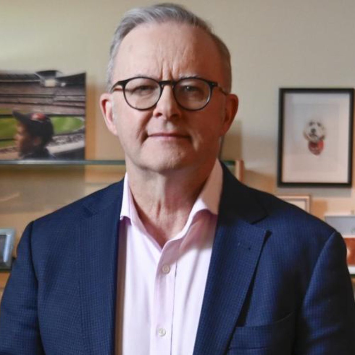 ausvstheagenda's tweet image. Prime Minister Anthony Albanese has vowed not to water down the social media ban under any circumstances, saying he wants to "give parents confidence their children are safe" and that "the world is watching" to see if it works.