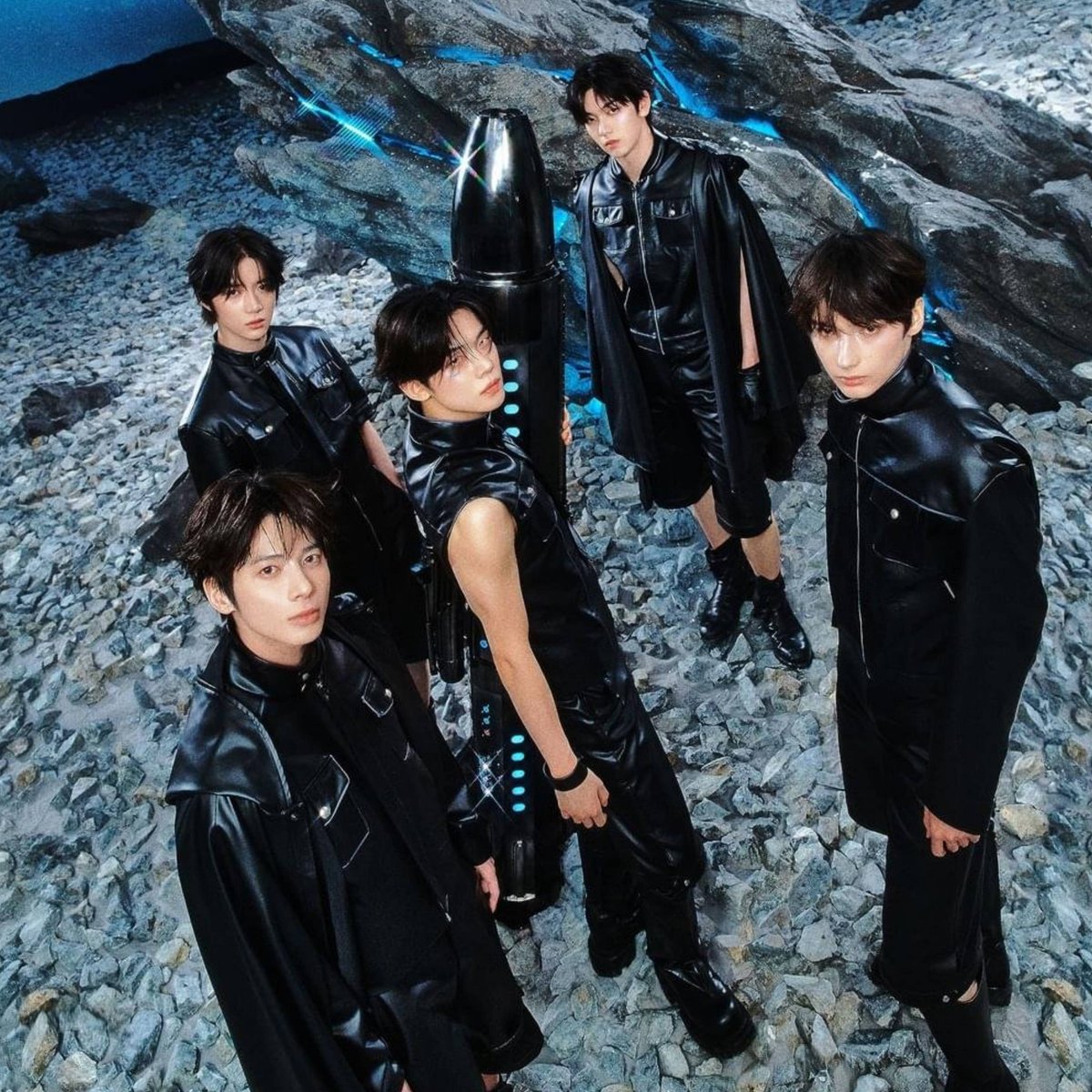 TXT has released ‘Beautiful Strangers’ and the 4th album 'The Star Chapter: TOGETHER.'