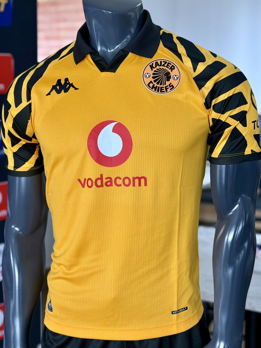 dube_mthoko's tweet image. Home or Away Makhosi?
#FARPost #Amakhosi4Life #KCKappa #KCJersey