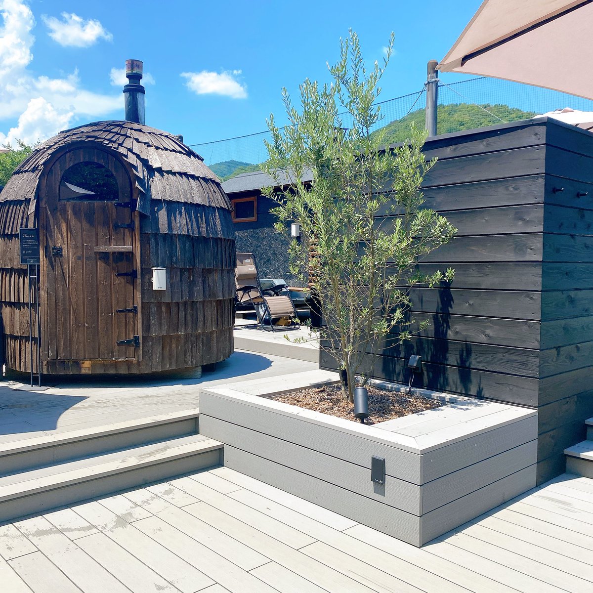 nonko_sauna's tweet image. この度、COMORIVERさんの七夕キャンペーンに当選し、COMORIVER SAUNA FESにご招待いただきました！
アウトドアサウナ初めてだったけど、もう最高！✨🥹
川のスライダーが楽しすぎたし、BBQもおいしかった！🥰
COMORIVERさん、ありがとうございました✨☺️
#サウナ #サウナイキタイ #COMORIVER