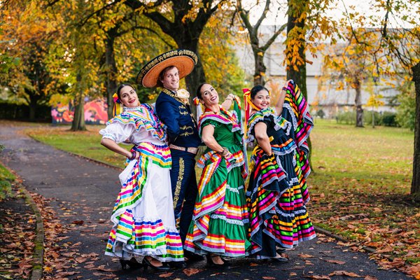VIEWdigital's tweet image. Mayte Segura, one of the participants on the VIEWdigital community journalism course, talks about her love and passion for dance and why she decided to set up Mexican Folk Dance in Belfast – viewdigital.org/comment-mexica… @mandy_mcauley @MooreL13 @maryohara1 @TNLComFundNI