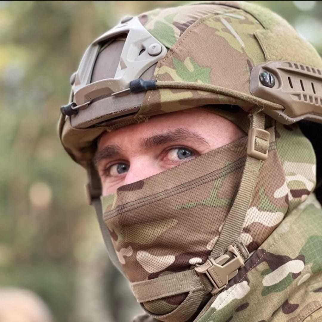 EuromaidanPress's tweet image. Let us keep the Defenders of Ukraine in our prayers.
We are the Dead. Short days ago
We lived, felt dawn, saw sunset glow,
Loved and were loved, and now we lie
In Flanders fields.
RIP – Yaroslav Oblonenko (44), British fighter James Hands, Roman Chepeliak, Stepan Chuiko (23)
