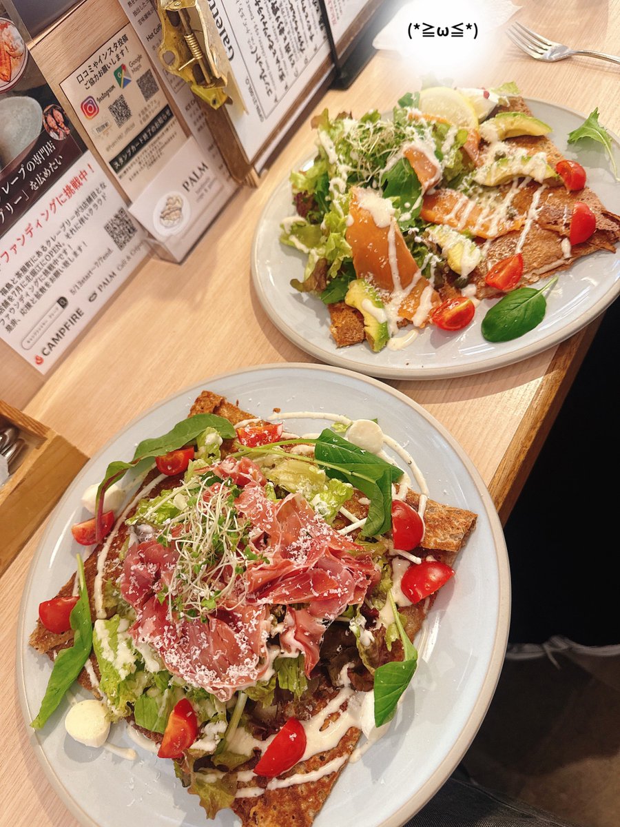 mayla_ririca's tweet image. 休日でした🌳
母を連れて会社周辺を歩いて、近くのガレット屋さんへ🍳 🍴
仕事のこと、暮らしのこと、積もる話をしてあっという間に時間が経ってしまった😂
そして弟とも映画館にჱ̒^^
『鬼滅の刃』凄かったなぁ…
作中の台詞にもありましたけど、"人に与えられる存在"を私も目指したいであります。