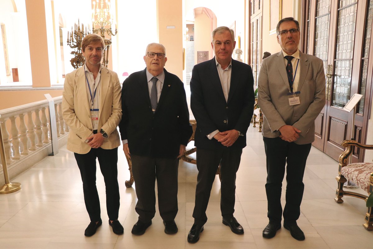 📣El <a href="/Ayto_Sevilla/">Ayuntamiento de Sevilla</a> aprueba dedicar una glorieta a Manuel Barea en el <a href="/ParquePICA/">P. Empresarial PICA</a>.

👏🏻La iniciativa, impulsada por la Junta Directiva del PICA, rinde homenaje a un empresario cuya trayectoria ha marcado el desarrollo económico de Sevilla.

#SevillaHoy

🔗parquepica.com/noticia/pleno-…