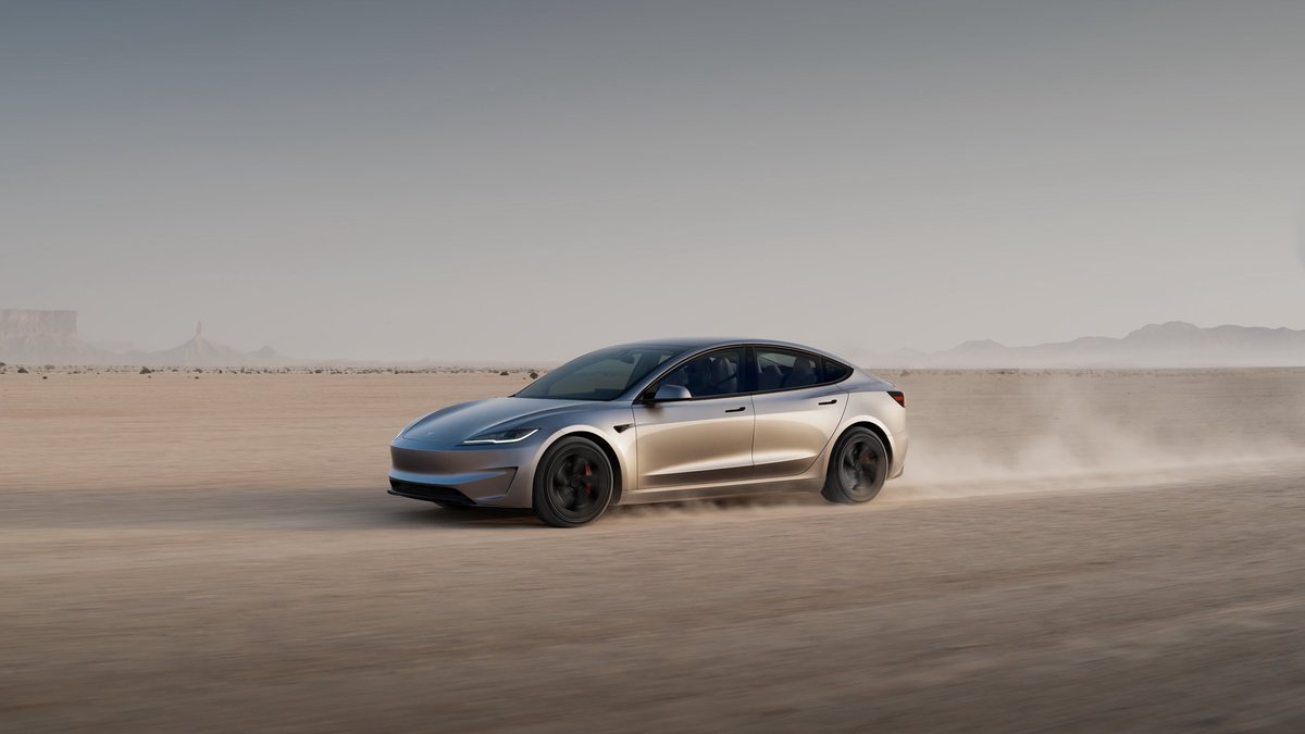 dene_schunck's tweet image. We have officially sold 3 million units of our exceptional Model 3 globally! 💛⚡️