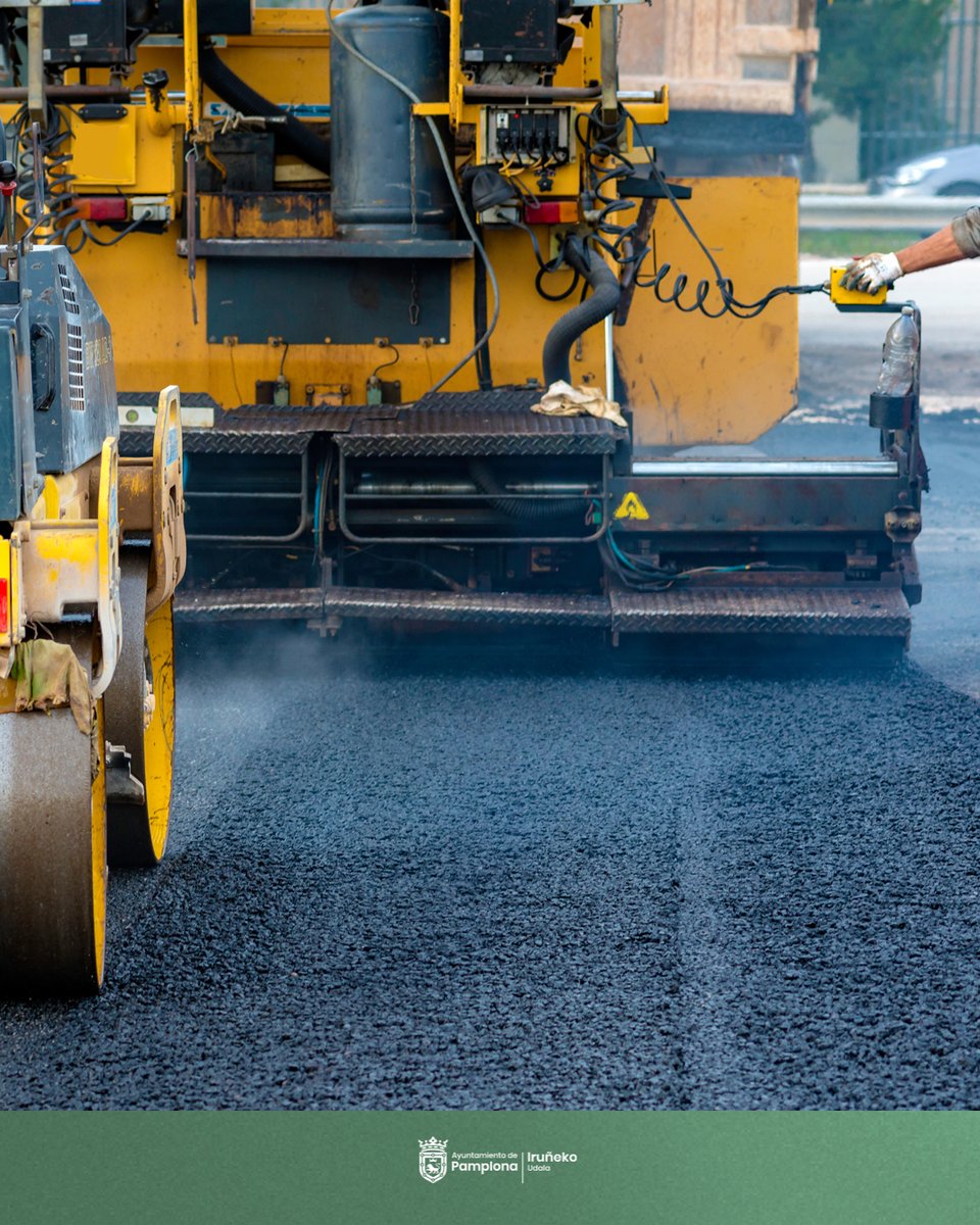 ⚠️🚗 Comienzan los trabajos de asfaltado de la calle Ostoki y la glorieta de la avenida de Marcelo Celayeta que se prolongarán hasta el jueves

🚧 El presupuesto es de 77.033 €, que financian los ayuntamientos de Pamplona y <a href="/AntsoainAnsoain/">AytoAnsoáin/Antsoain</a> 

🔎 +INFO: pamplona.es/actualidad/not…