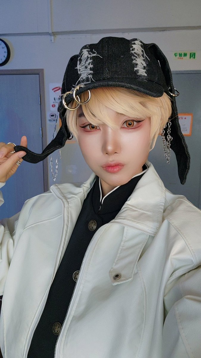 #코스어_𝕏친소 #코스어_트친소

좋아하는 작품들 코스프레하고 있어요!
천관 중심 묵향3작, 어바등, 데못죽, 사카데이 버닝중🔥 남성향작품 포함 꾸준히 코스하는것도 있어요ㅎ

알티 중심 흔적주시면 무멘팔로 찾아가겠습니다😉