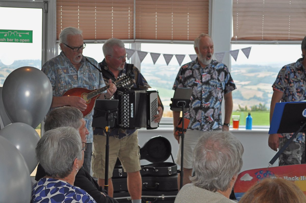 Back Beach Boyz tweet media