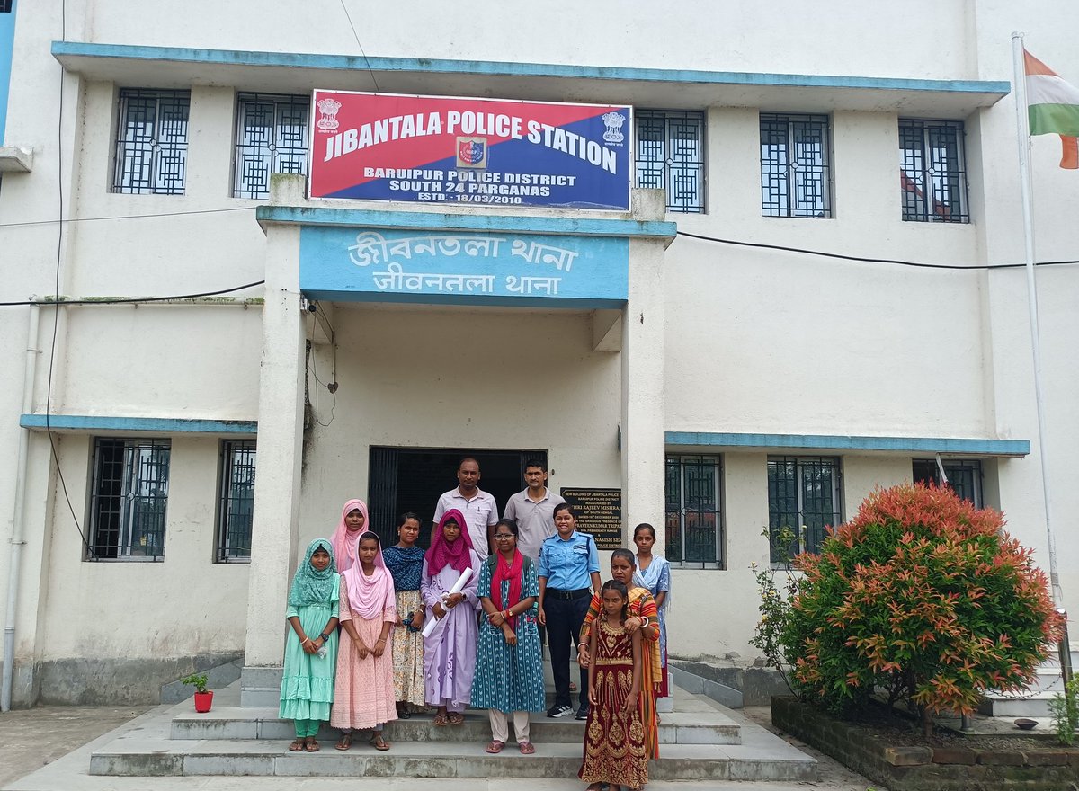 Alo adolescents Group raised their voices !
They shared their survey with the CWPO.The discussion brought to light critical issues like child trafficking and at risks linked to social media.
It gave them the confidence to move forward fearlessly.
#YouthVoices#StopTrafficking
