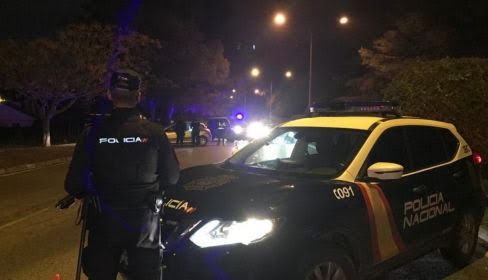 Jérez se queda sin coches de Policía Nacional porque no hay dinero ni para arreglos valorados en 20 euros. 

Esto es un sinsentido. Se derrocha dinero constantemente y luego no hay fondos ni para garantizar la seguiridad básica de los vecinos.