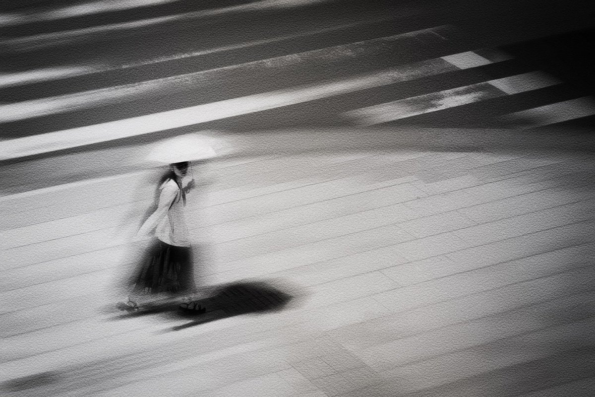 my_hairline's tweet image. 白い影 / Chasing shadows
#streetphotography #blackandwhitephotography #tokyo