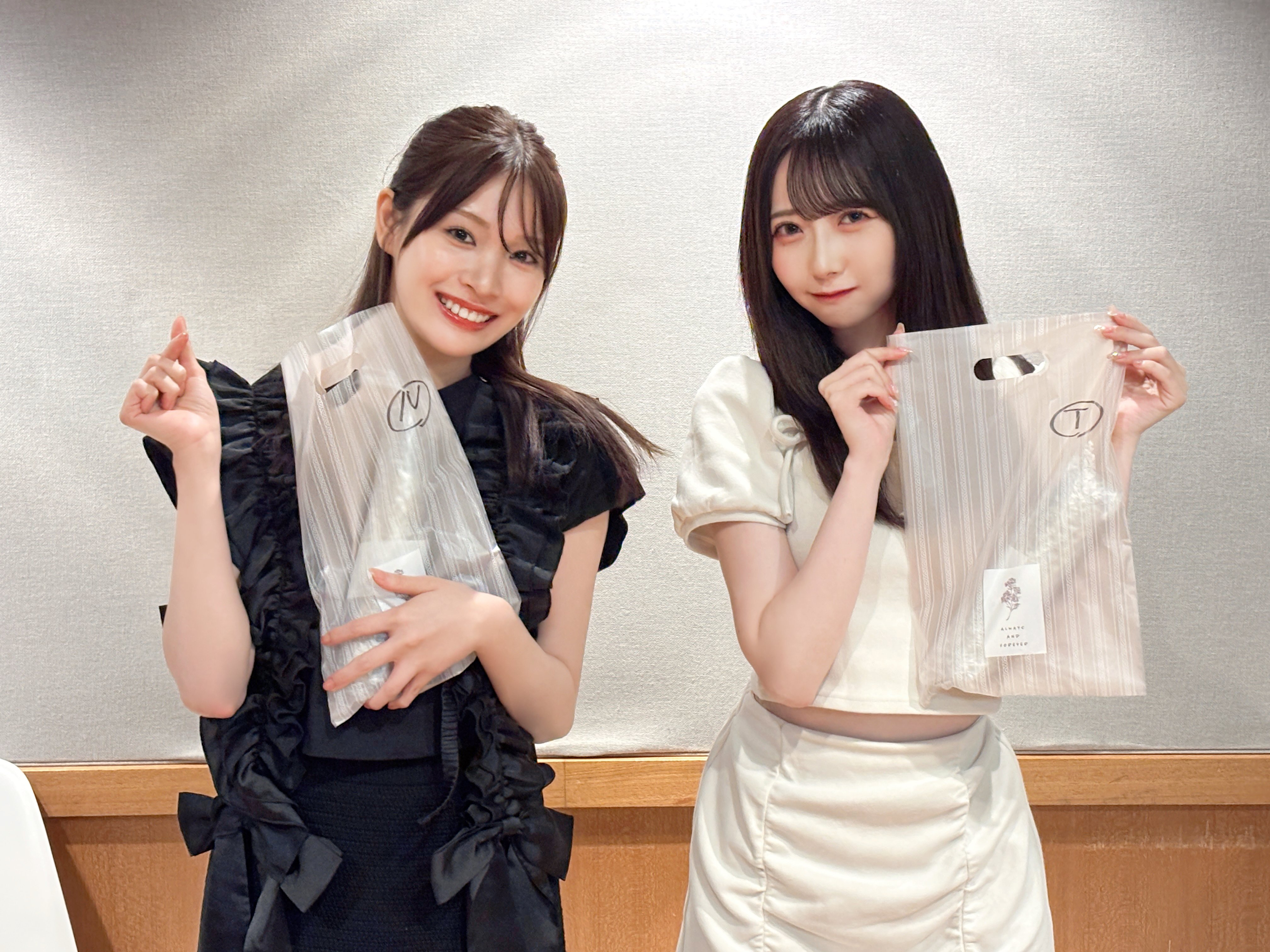 谷崎早耶 チェキ 2023福岡公演 71BNL7T9L8L._UF350,350_QL50_.jpg