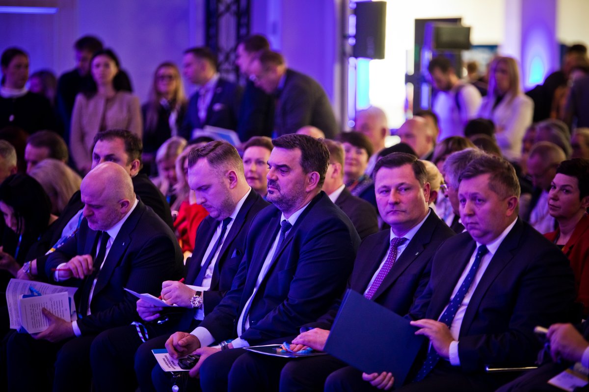 Grupa MTP (@grupamtp) on Twitter photo 22–23 września 2025 r. spotkamy się na terenie <a href="/targipoznanskie/">Targi Poznańskie</a> podczas kongresu <a href="/CommonFutureCon/">Common Future</a> – forum dialogu na temat polsko-ukraińskiej współpracy.
W programie m.in.:
✔️ dyskusje o szansach dla polskich przedsiębiorców w kontekście odbudowy Ukrainy
✔️ 22–23 września 2025 r. spotkamy się na terenie <a href="/targipoznanskie/">Targi Poznańskie</a> podczas kongresu <a href="/CommonFutureCon/">Common Future</a> – forum dialogu na temat polsko-ukraińskiej współpracy.
W programie m.in.:
✔️ dyskusje o szansach dla polskich przedsiębiorców w kontekście odbudowy Ukrainy
✔️