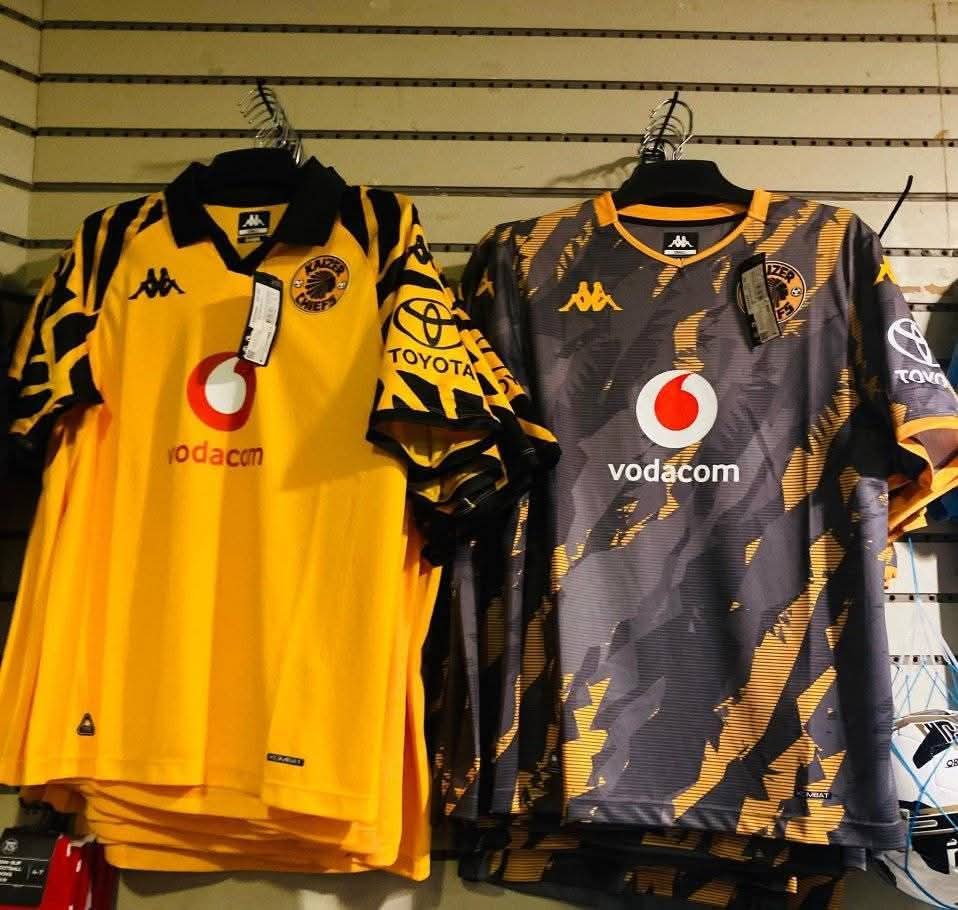 Kaizer Chiefs Kaizer Chiefs new Home and Away kit  are beautiful and not cheap. will be retailng at R1299.
<a href="/soka25east/">Soka25east.com</a>