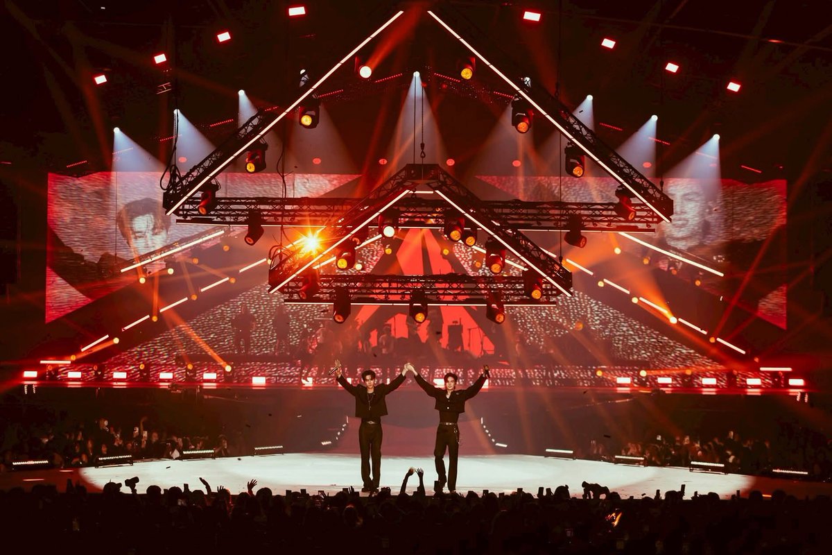 infinityent898's tweet image. แฟนๆ กรี๊ดสลบ!! “เพิร์ธ-แซนต้า” โชว์จัดเต็ม 2 รอบการแสดง อัดแน่นความสนุกสุดฟิน ในงาน “PERTH SANTA TIME STOPPER FANCON”
ฮอตจัดพุ่งทะยาน “อันดับ 1” เทรนด์ X ของโลก!
จบไปแล้ว สำหรับงาน “PERTH SANTA TIME STOPPER FANCON” แฟนคอนครั้งแรกของสองหนุ่มสุดฮอต “เพิร์ธ-ธนพนธ์ สุขุมพันธนาสาร”…