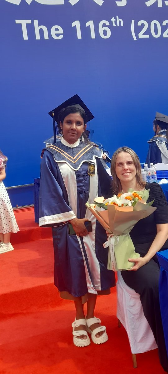 So proud of my MSc graduates, Peshala and Tharushika! 🎓 Your hard work has paid off! 💪

May your futures be filled with excellent mentors, reliable collaborators and fulfilling accomplishments. Cherish the memories made here! ❤️ 

Happy Graduation!