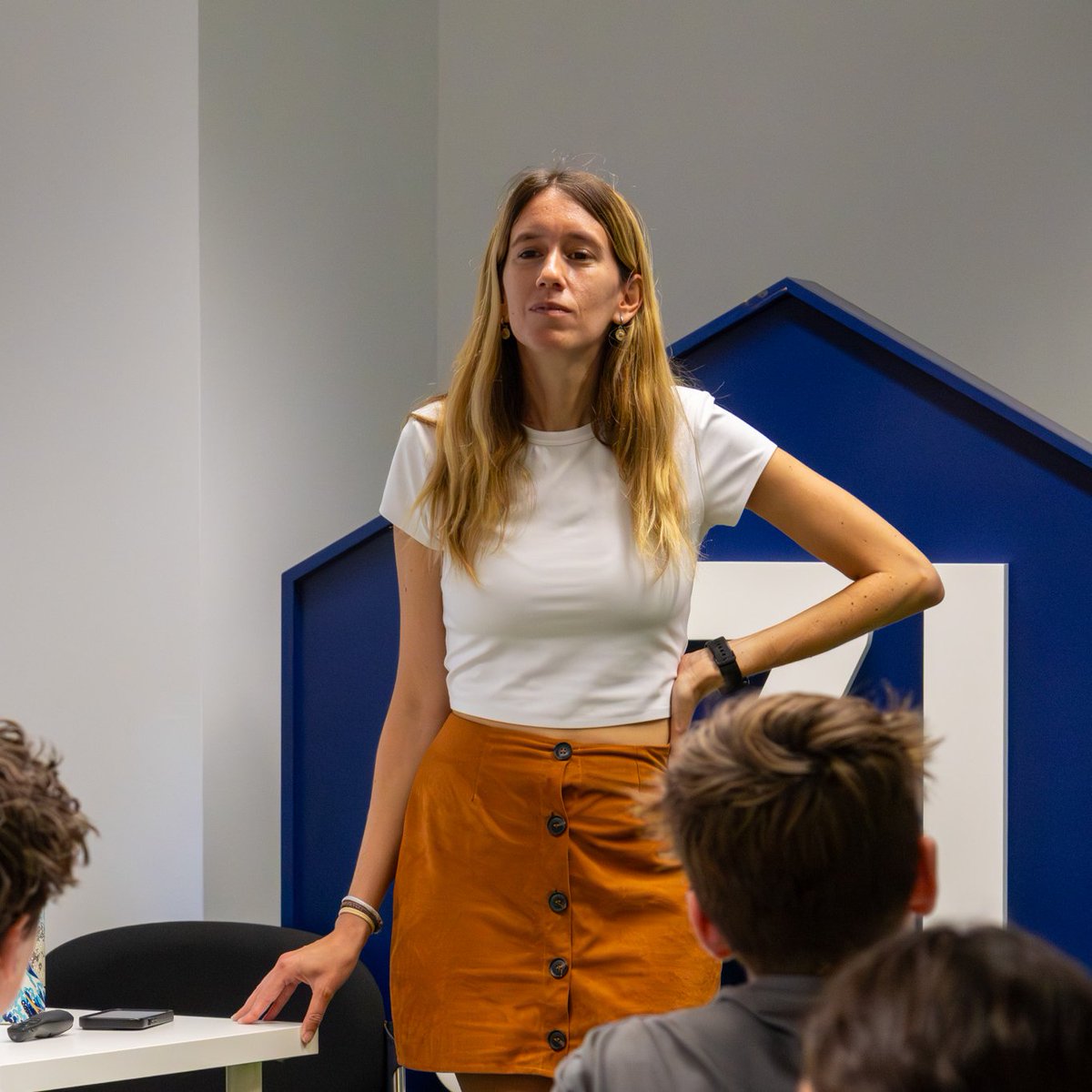 CruyffInstitute's tweet image. We wrapped up the academic part of our #SportStudyTrip in #Barcelona with the @PutneyST group with talks by #CruyffAlumni Dan París (@EuroLeague) and Felicitas Roldán (@DinghyCoach) about the business model of their companies and sport management insights!
#EducatingLeaders