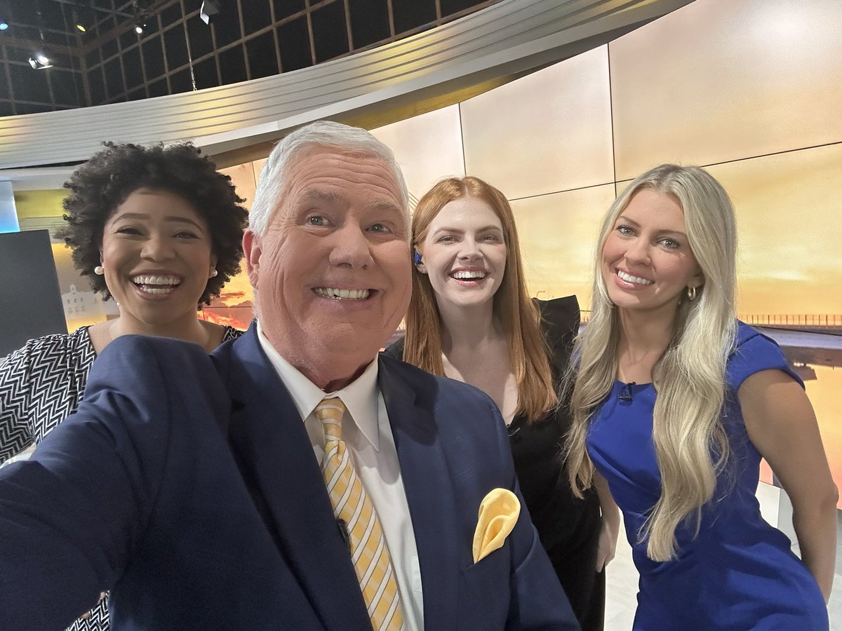 BILLWALSHTV's tweet image. Up early with the First Ladies of morning news! Have a great day…. Heat advisory for high heat index 105-110… stay cool! @Live5News @KatieKaminTV @AbbeyWaltonTV