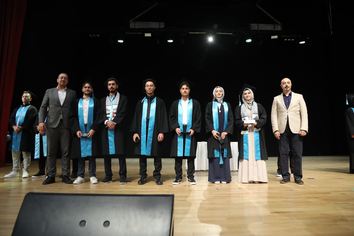 Erciyes Üniversitesi Havacılık ve Uzay Bilimleri Fakültesinin  2024-2025 eğitim-öğretim yılı mezuniyet töreni, 16 Temmuz 2025' de Erciyes Kültür Merkezinde gerçekleştirildi.