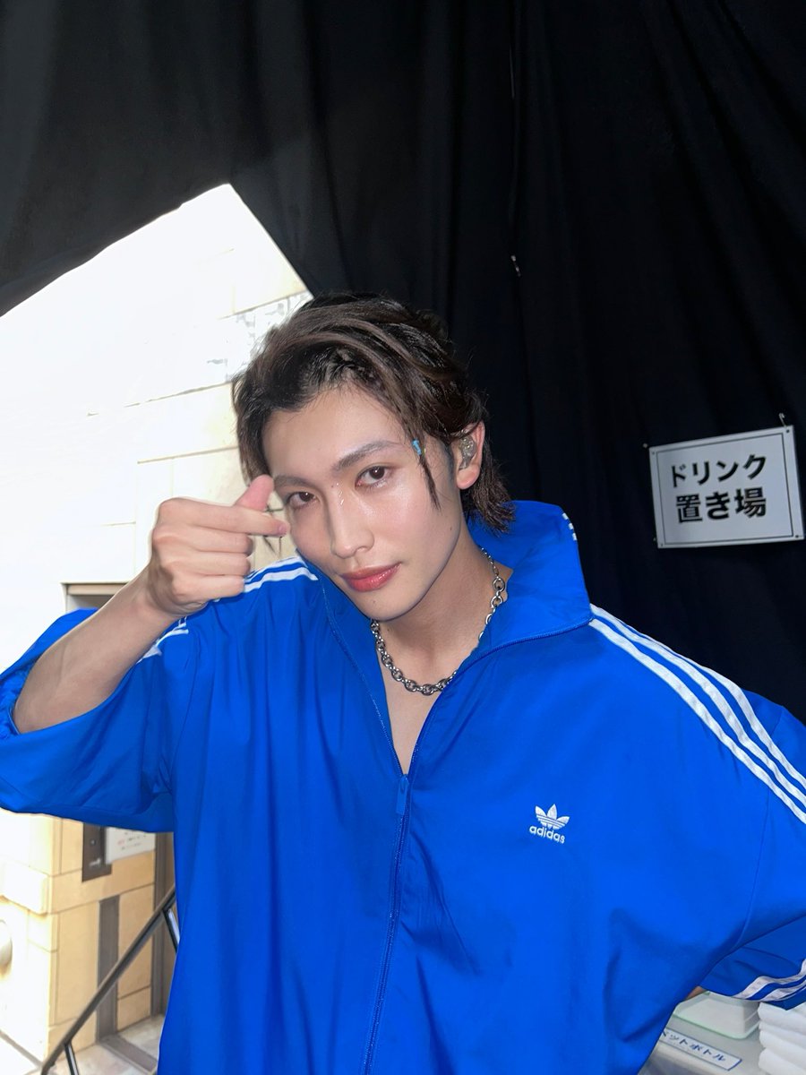atsuki_mashiko's tweet image. ラジオで、「僕、スイッチ入ると顔に全く汗かかないんだよねぇーー」って言ってた矢先に一番汗かきました。最高の夏をどうもありがとございました!✨😎
#増子敦貴
#GENIC
