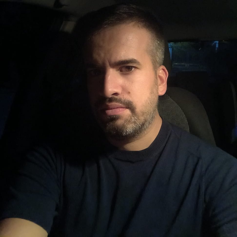 Valerio864dd's tweet image. Nero a metà.

#NuovaFotoProfilo #21luglio