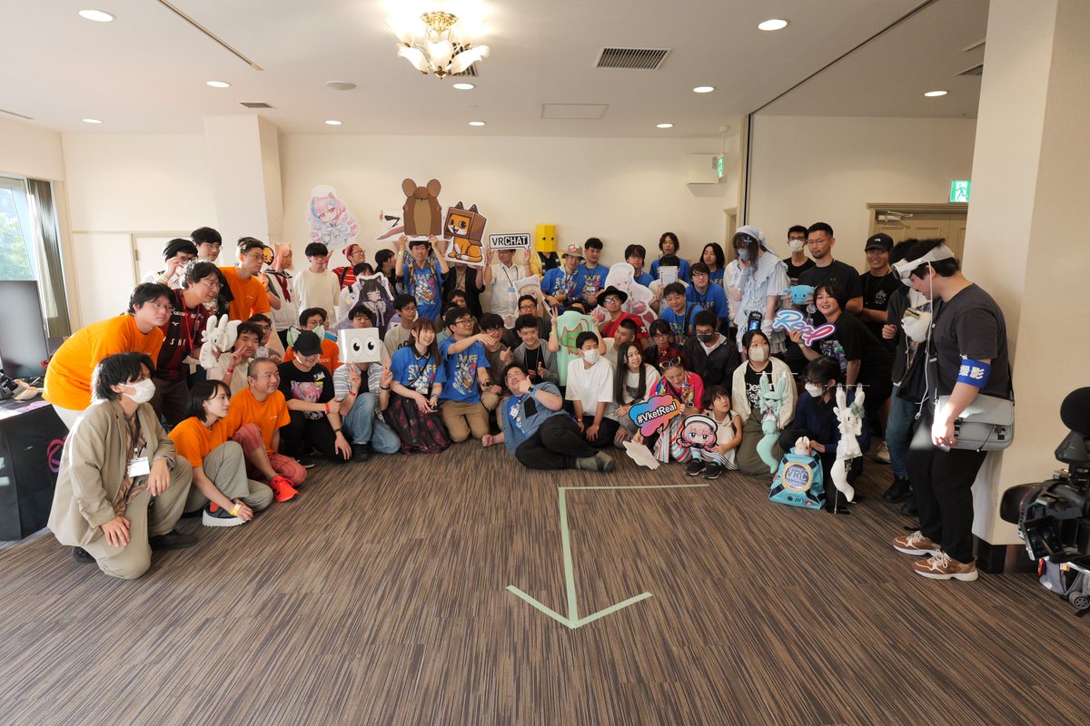 vketreal_vris's tweet image. 🎉VketReal in 札幌、無事閉幕!🎉
たくさんのご来場、本当にありがとうございました!
初の有志開催となった今回――
皆さまのお力添えのおかげで、大盛況のうちに幕を下ろすことができました✨
次回開催はこれから検討ですが、またやりたいですね!
#VketReal #VketRealSapporo