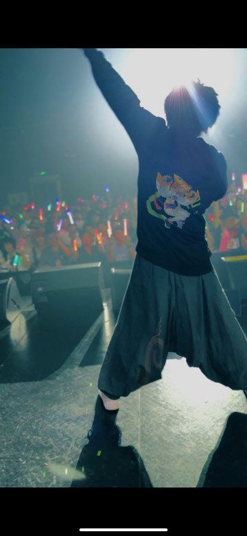 Rute1007's tweet image. 中国、南寧のかっくいいライブ会場でかっくいいライブしてきたょ