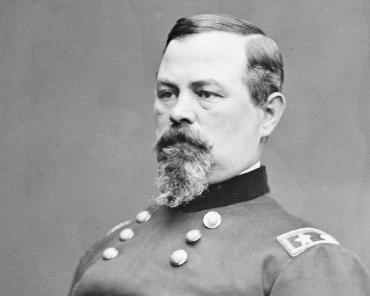USArmyMuseum's tweet image. The Battle of Bull Run/Manassas, first major #CivilWar clash, happened #OTD 1861. Union Gen. McDowell faced Confederate Gens. Beauregard & Johnston. Early Union gains reversed by Confederate reinforcements, forcing retreat with 2,950 casualties. More: thenmusa.org/exhibit/preser…