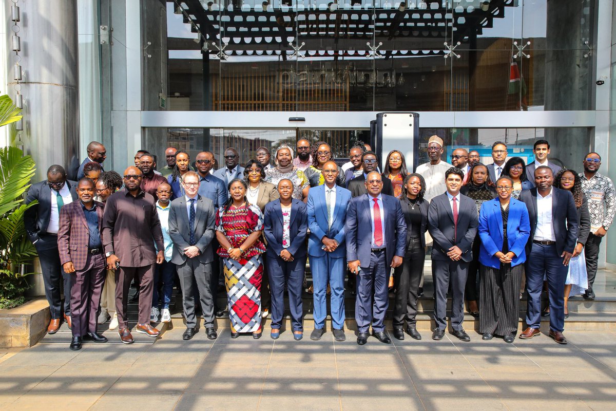 DeboraBarasa's tweet image. At the High-Level Dialogue on African Carbon Markets in Nairobi, I stressed that climate action in Africa must be led by African voices.
Carbon markets must uplift our people, not exploit them. That’s why I back the African Gold Standard: rooted in integrity, equity &…