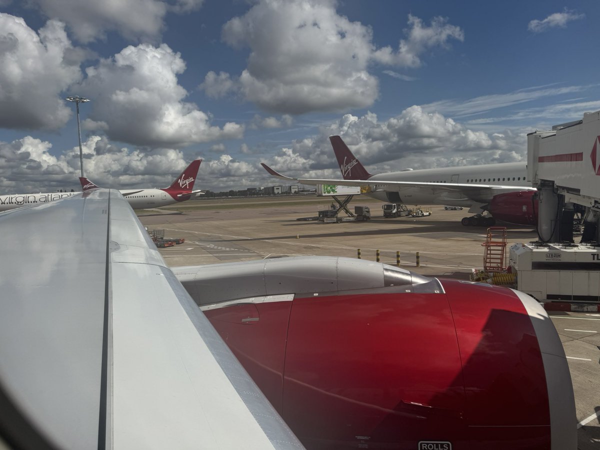 BigJetTVLIVE's tweet image. Heading out on @VirginAtlantic VS5 A339 to Miami. Track is on @flightradar24 - I told the Pilots we’d get them to No1 😬 we’ll be streaming around 6pm Miami Local for a tech check and evening action.
See ya 👋🏻