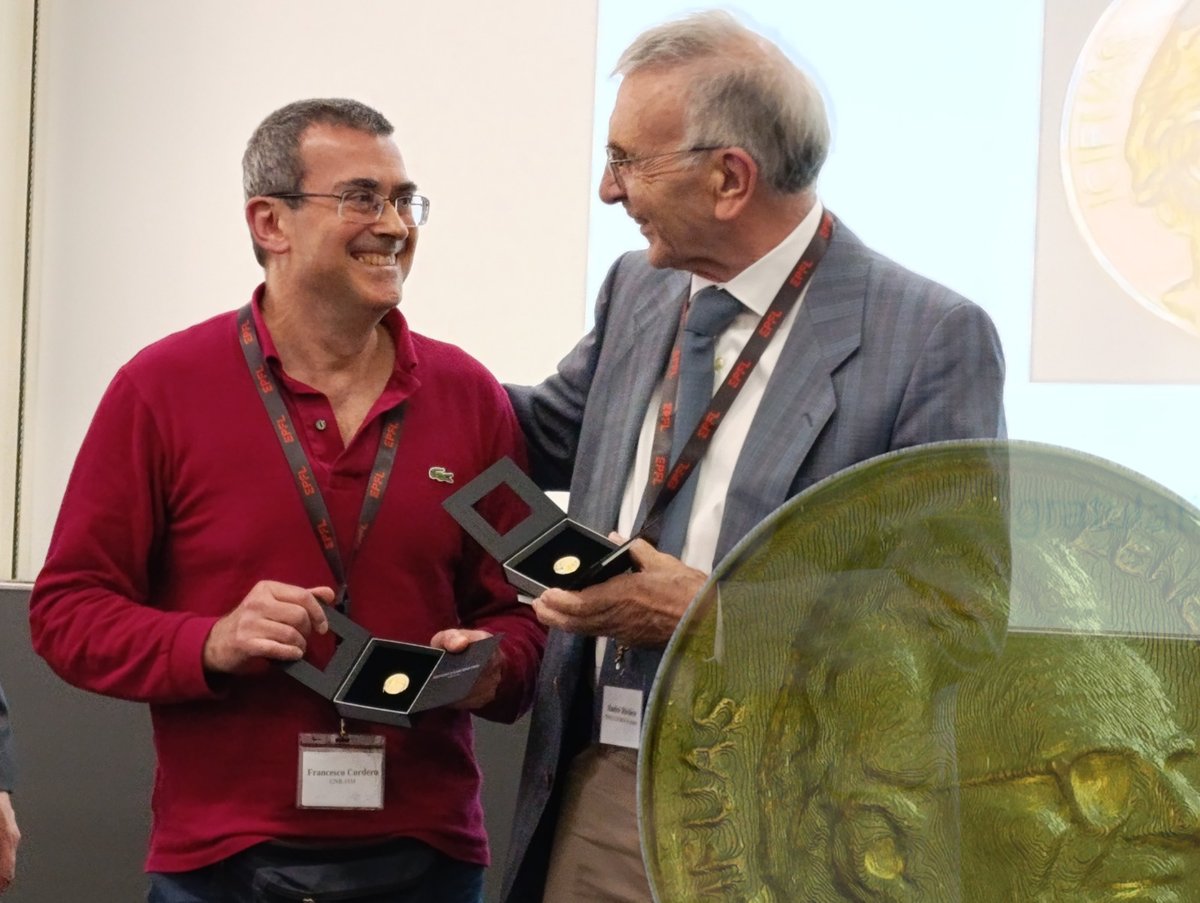 CNR_ISM's tweet image. 🏅Francesco Cordero @CNR_ISM by @CNRSocial_ of awarded the #Zener Medal at #ICIFMS20 in Lausanne!
"For major advances in mechanical #spectroscopy in the kHz range and atomic-level studies that boost functional #materials"
Over 200 publications & a career of scientific excellence!