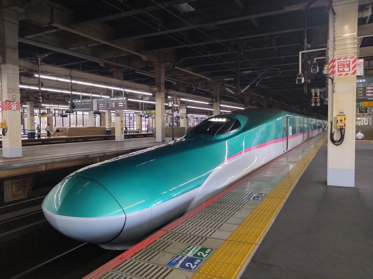 E485E189's tweet image. やまびこ自由席(どうにか座れた)から大宮でむさしの号へ乗り換え北朝霞まで。むさしの号も昔に比べだいぶ認知されてますね、結構混んでます。時間や本数が違いますが一昔前は115系そしてさらに昔はこまち(新幹線)リレー号として165・169系が使われてました。その時は結構空いてましたね。