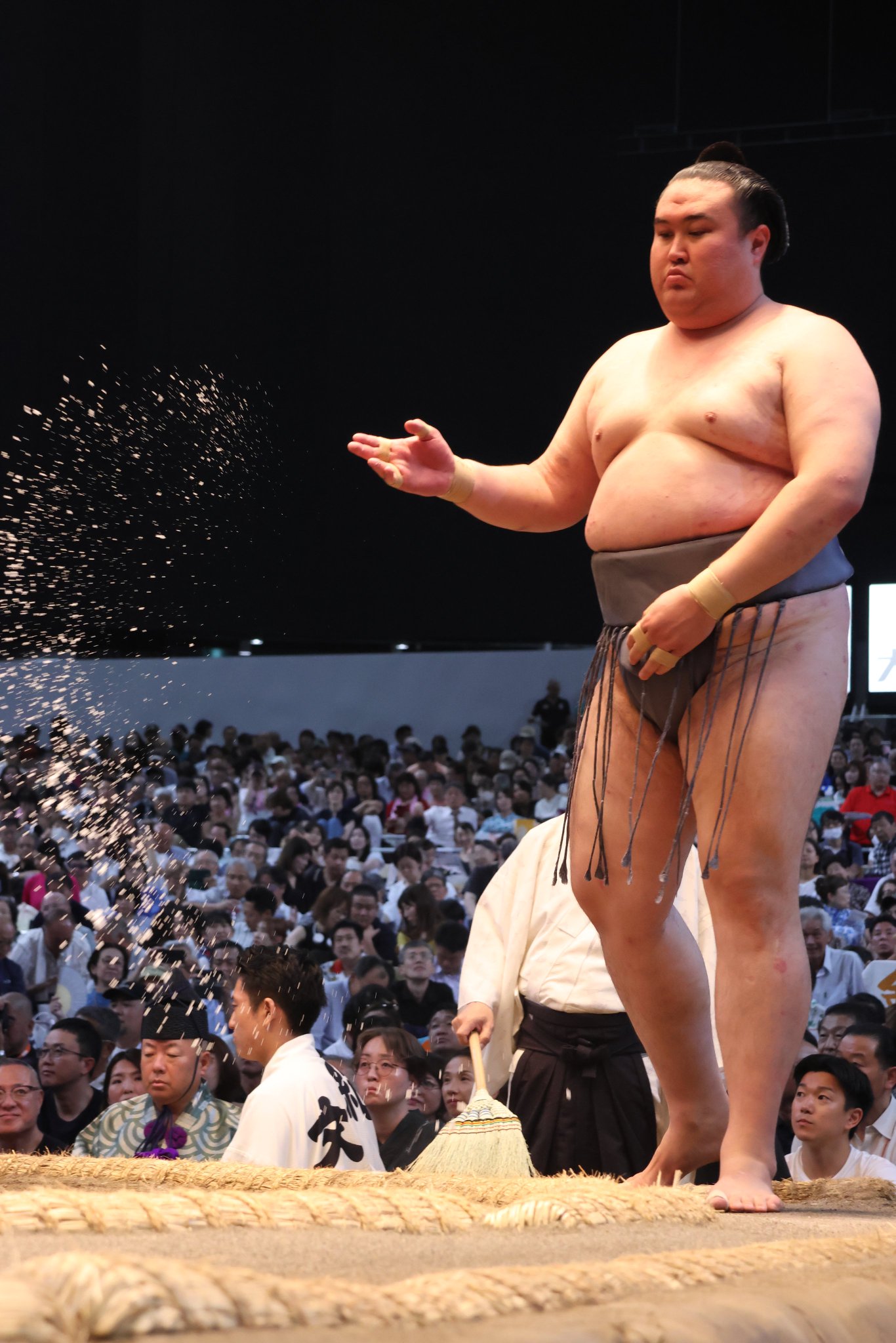 熱闘「力と汗」大相撲暦昭和五十九年甲子財団法人日本相撲協会巡業部✨非売品✨ 熱闘「力と汗」大相撲暦昭和五十九年甲子財団法人日本相撲協会