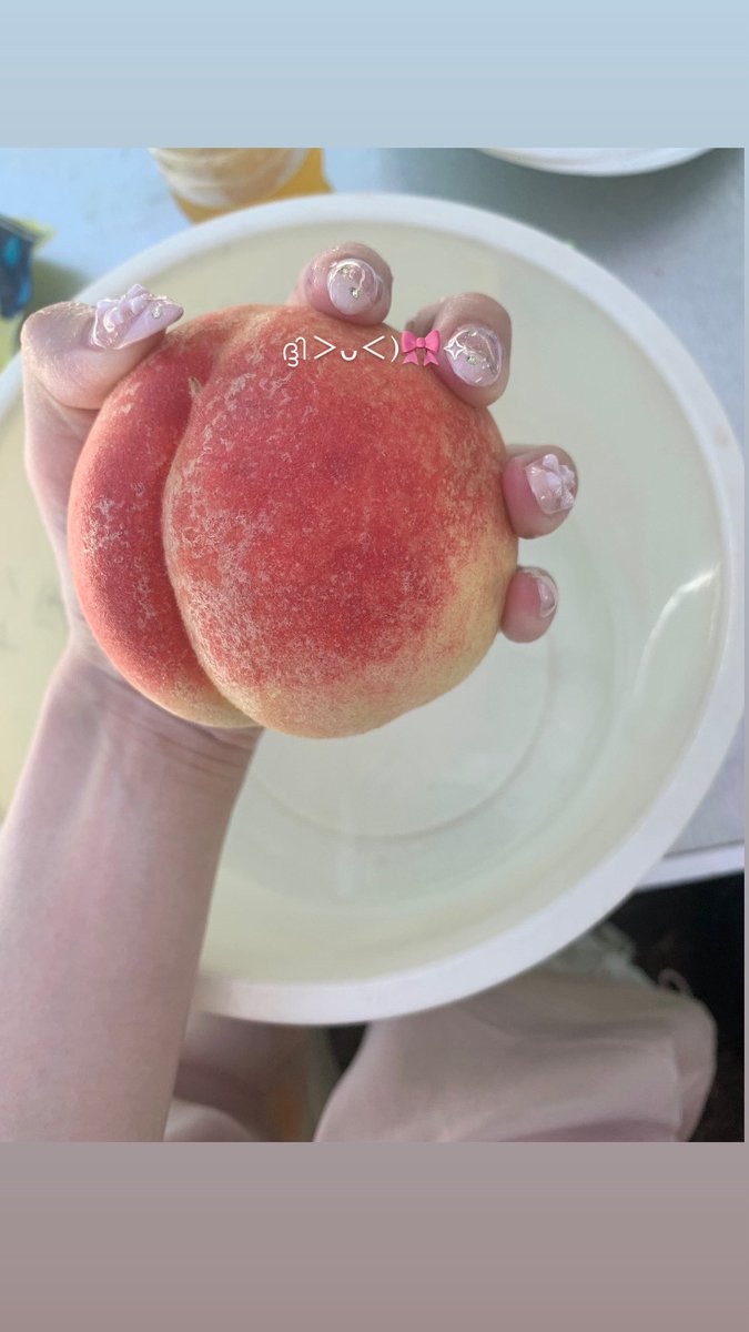 raku2naritai's tweet image. 🍑♩ ܸ