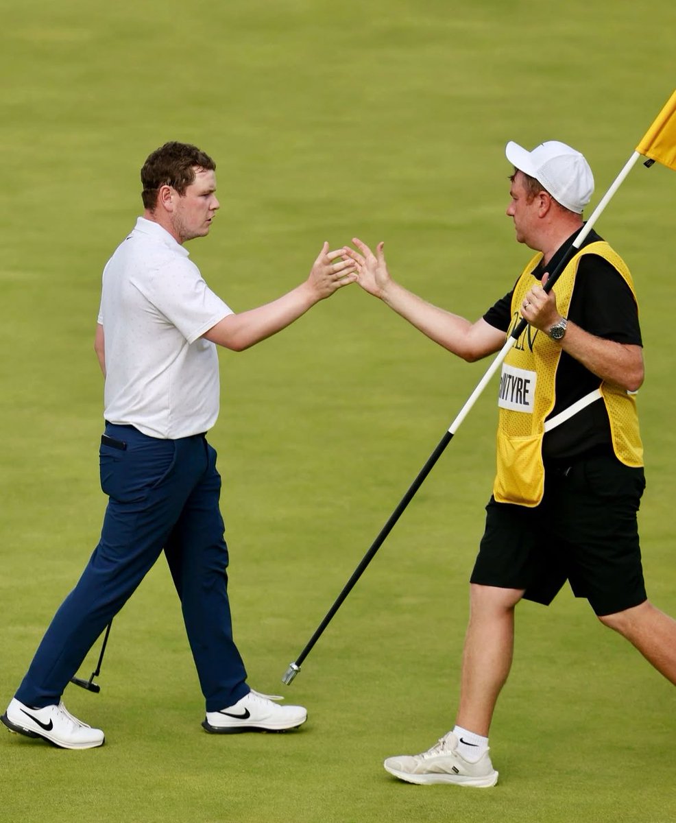 BobMacTrack's tweet image. That is the end of another major season & it has been a very successful one for MacIntyre.
🌺 | The Masters - MC
🇺🇸 | PGA Championship - T47
🌳 | US Open - 2nd
🇬🇧 | The Open - T7