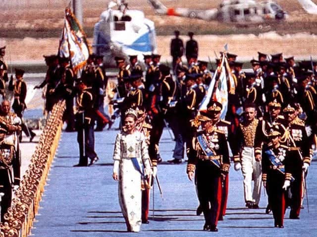 jigsawofemotion's tweet image. The Most Expensive Party in History     
 
مری عروج کی لکھی تھی داستاں جس میں 
مرے زوال کا قصہ بھی اس کتاب میں تھا

facebook.com/share/p/1CciLP…
