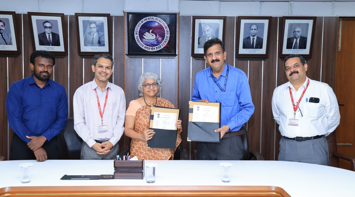 NIMHANS_BLR's tweet image. Exciting milestone! MOU signed between Central Council for Research in Yoga & Naturopathy (CCRYN) and National Institute of Mental Health and Neurosciences (NIMHANS) to advance Mind Body Medicine research and integration. #YogaResearch #MindBodyMedicine #HealthcareForAll