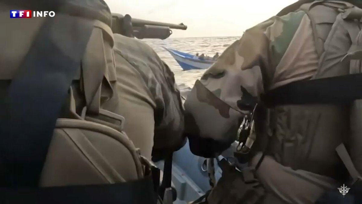 L'impressionnante interception d'un possible go-fast en pleine mer des Caraïbes par la Marine nationale
➡️ l.tf1info.fr/59f