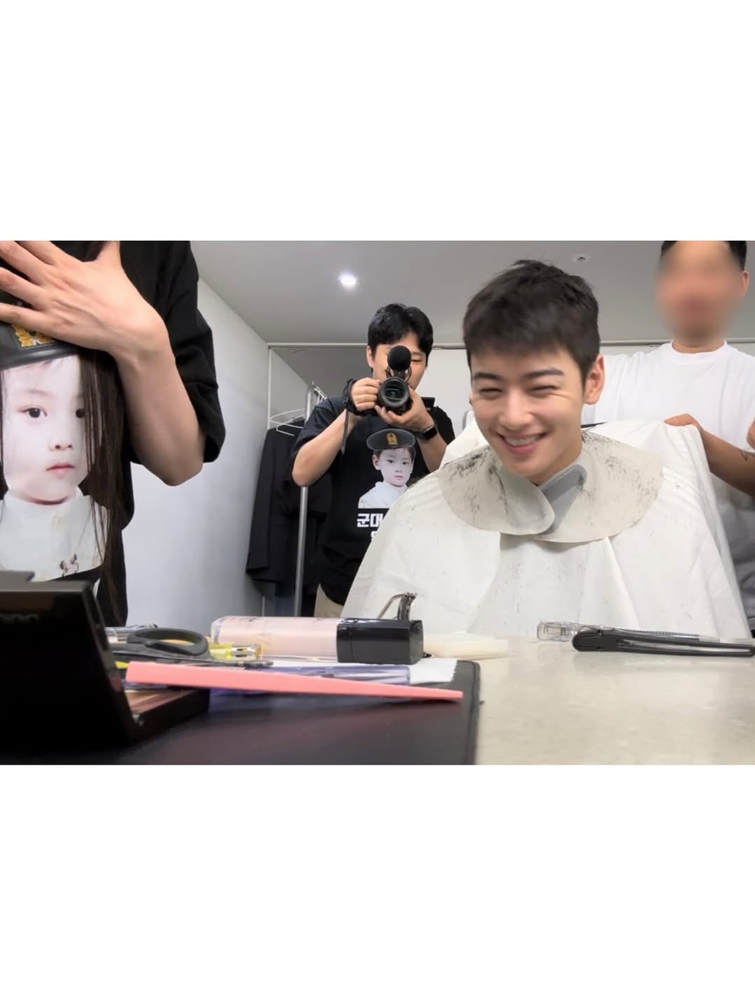 군입대 앞두고 머리 민 차은우 | 인스티즈