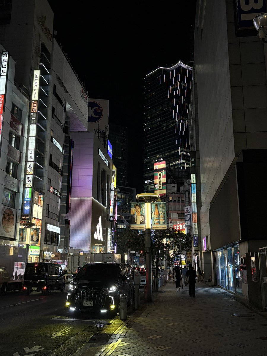 CoachFiivee's tweet image. He visitado casi todos los continentes, pero Japรณn es el mejor sitio donde he estado con diferencia, en casi todo.
Eso si el Shibuya Crossing se ve mejor cuando no hay nadie...
Estoy preparando unos videos del viaje, a ver si los puedo tener para maรฑana o pasado.