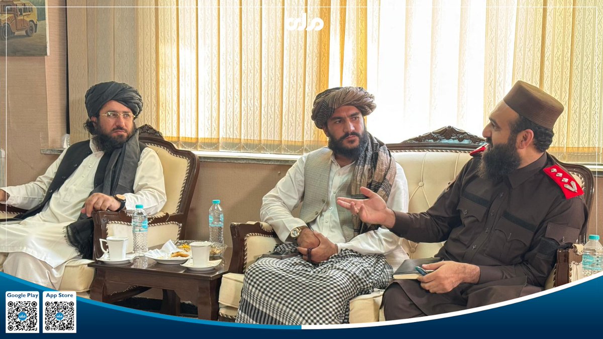 د زمري ۲۴مې (فتحې) ورځې د لمانځنې په موخه کلتوري ناسته ترسره شوه؛ 

د ریاست الوزرا عالي مقام د حکم له مخې د اطلاعاتو او کلتور وزارت د کلتور او هنر مرستیال مولوي عتیق‌الله عزیزي په مشرۍ د یو شمېر وزارتونو او امارتي ادارو د استازو ترمنځ د زمري ۲۴مې (فتحې) ورځې د لمانځنې په موخه