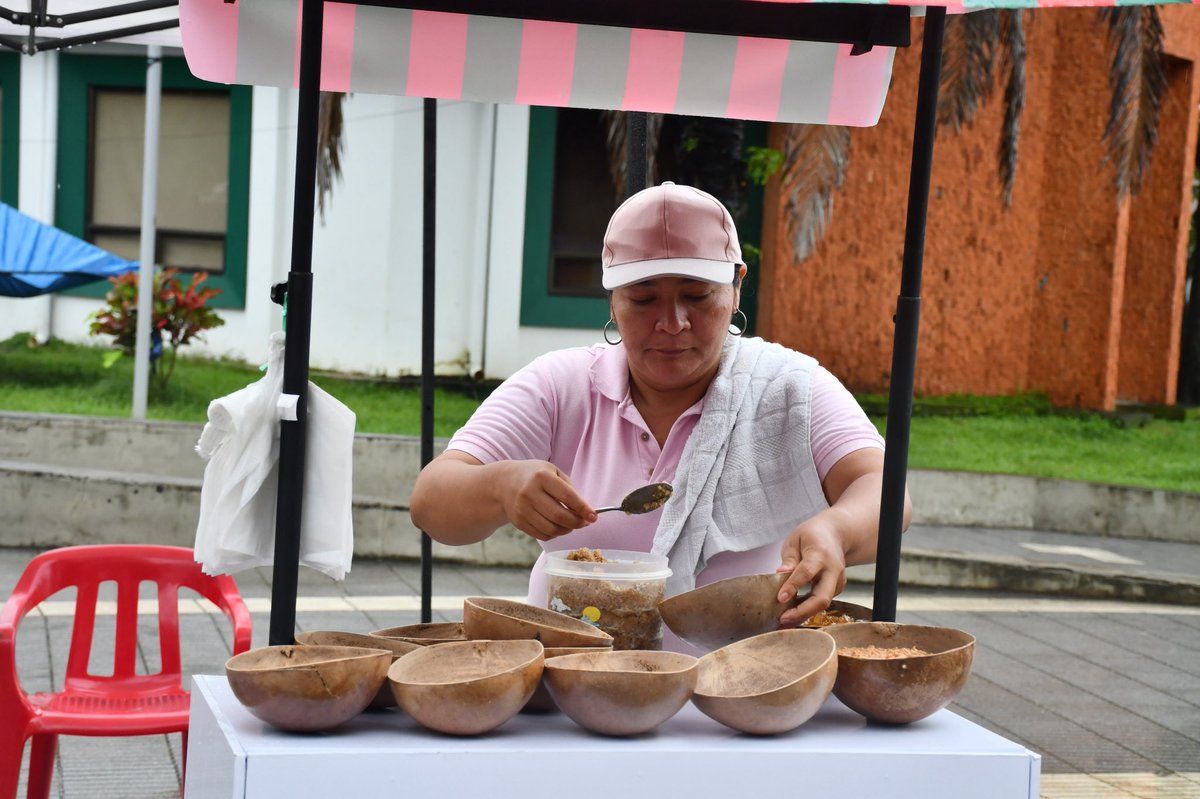 FNO_ArmadaCol's tweet photo. 🌽 Conectamos el campo y la ciudad en Arauca 🇨🇴. La @ArmadaColombia y la @GobArauca lideraron un nuevo #MercadoCampesino, impulsando la economía local y fortaleciendo el tejido social.
¡Más de 1.300 personas beneficiadas!
#BFLIM52 #FuerzaNavalDeLaOrinoquía https://t.co/6ls1wtYkV4