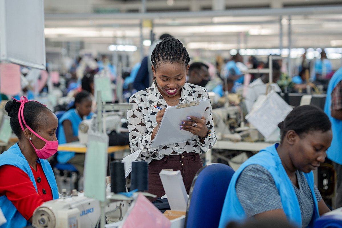 Diop_IFC's tweet image. In #Kenya, Royal Apparel is scaling up sustainable manufacturing and creating thousands of jobs—especially for women—in the garment sector. With support from @IFC_org and @CanadaDev, we’re stitching together opportunity and inclusive growth. wrld.bg/GPR450VAOE6 @IFCAfrica