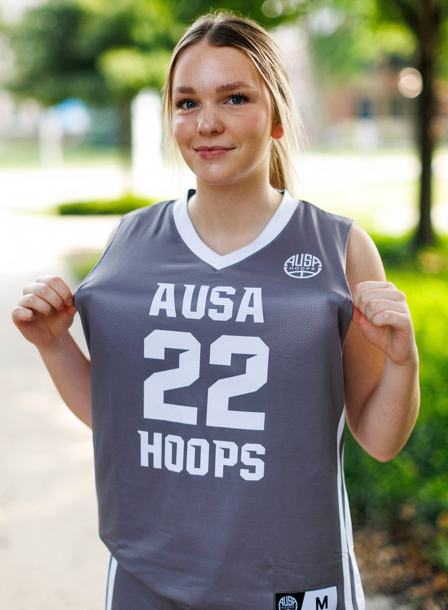 Aislinn McCarthy | PG | 5'5 | Class of 2026- AUSA Australia Team Nikki
A two-way guard who brings it on both ends. Can pressure full court and lead as your floor general. Smart, composed, and makes strong reads in transition and the half court. She is able to knock down the 3