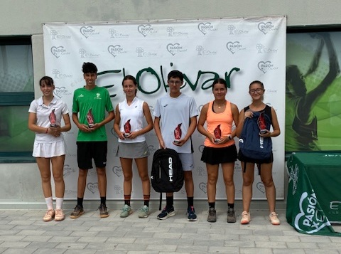 Estadio Miralbueno El Olivar (@em_elolivar) on Twitter photo ✍️ CRÓNICA | Con la disputa de las finales y posterior acto de entrega de trofeos se ponía fin al torneo de tenis <a href="/head_tennis/">HEAD Tennis</a> 🎾 en categoría cadete celebrado en las instalaciones de #ElOlivar desde el 12 de julio hasta el domingo 20 del mismo mes.
ℹ️ elolivar.com/index.php?acti… ✍️ CRÓNICA | Con la disputa de las finales y posterior acto de entrega de trofeos se ponía fin al torneo de tenis <a href="/head_tennis/">HEAD Tennis</a> 🎾 en categoría cadete celebrado en las instalaciones de #ElOlivar desde el 12 de julio hasta el domingo 20 del mismo mes.
ℹ️ elolivar.com/index.php?acti…