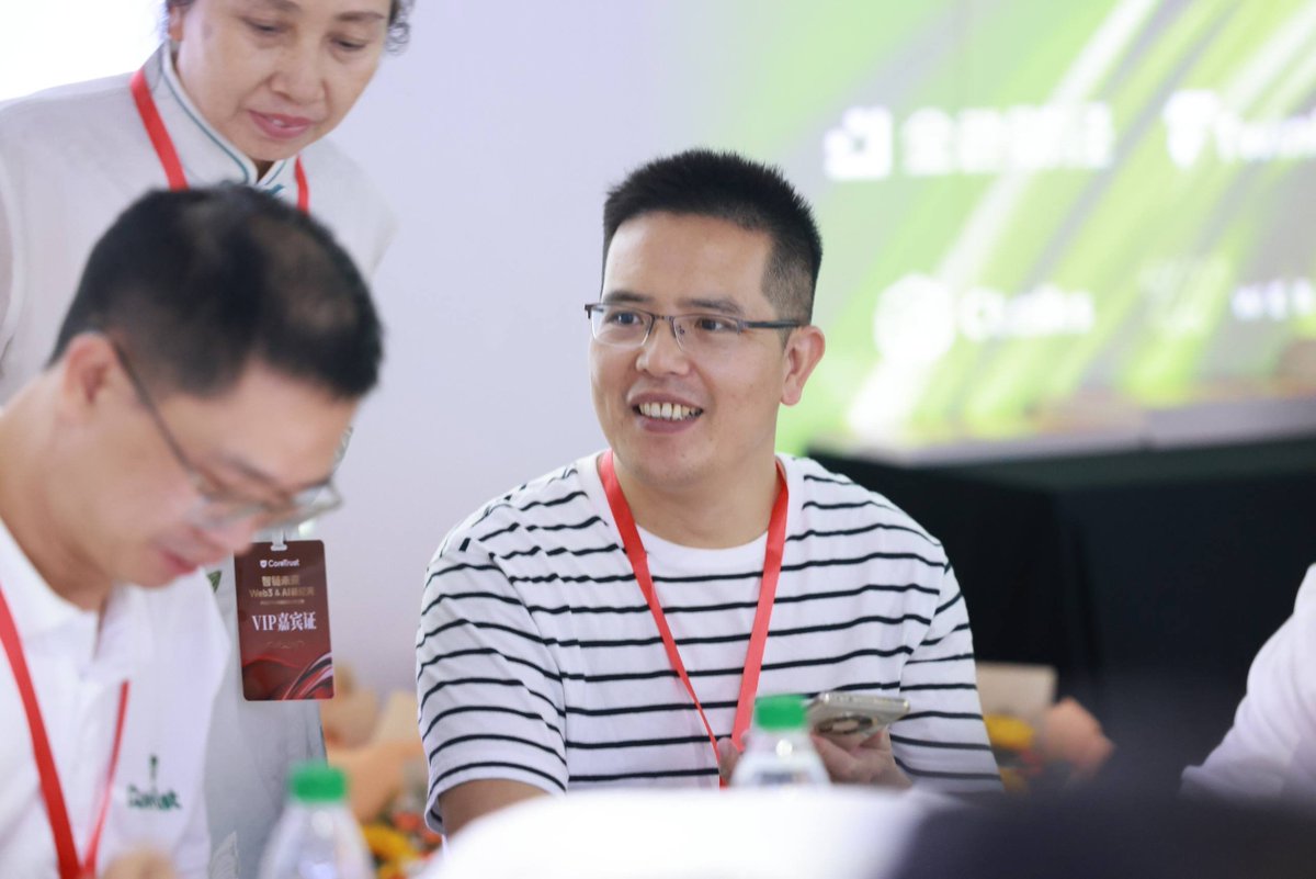 📱 CoreTrust终端：暴雨中最亮的科技灯塔！
⚡️ 四层架构模型发布："能打电话的多链钱包"
📸配图：产品原型机特写+技术架构可视化图表

💬 "手机即节点，钱包即系统——你期待这样的Web3入口吗？"
