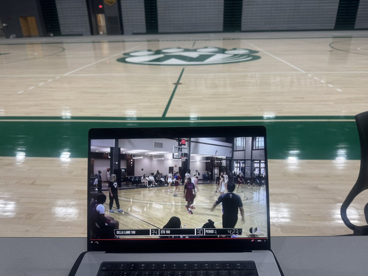 Different spot, same drive AND Elite Camp Coming Up!!!!

Finishing up the weekend watching the stream from the core of where it all starts.
This upcoming week? Gonna be 🔥.
Locked in for a big interview Sunday — and even bigger energy at Elite Camp.

🚨 Don’t miss out: