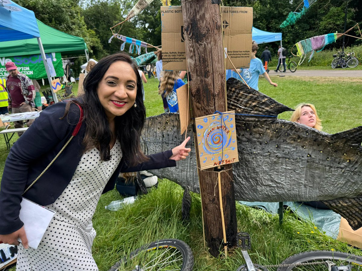 LabourSatvir's tweet image. On the day Southern Water resorts to a hosepipe ban, I welcome further measures to tackle failing companies, incl. scrapping Ofwat for new regulator. 💧
Failure to invest in infrastructure let us down, and a broken regulatory system let it happen.
Pleased Labour are acting. 💪🏾
