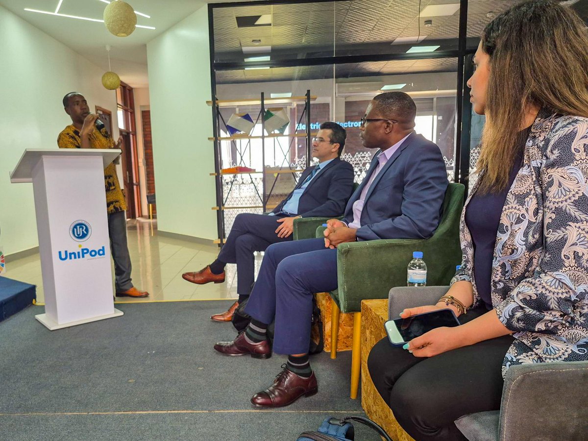 ECEflorida's tweet image. Drs. Tehranipoor, Bobda, and Farahmandi are traveling through Rwanda and Kenya, making connections and sparking collaborations with prominent universities in the area. They're speaking with students at the
@Uni_Rwanda 's ACE IoT program.